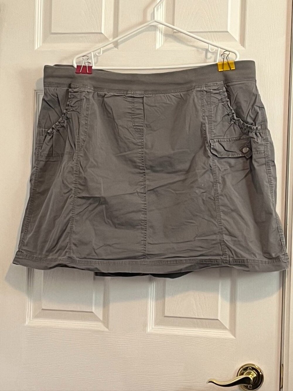 Grey cargo skort size 24 from Addition Elle
